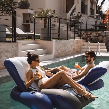 Piscine-Jacuzzi-Videoprojecteur-Clim La Perle Rare Villa Mougins Buitenkant foto